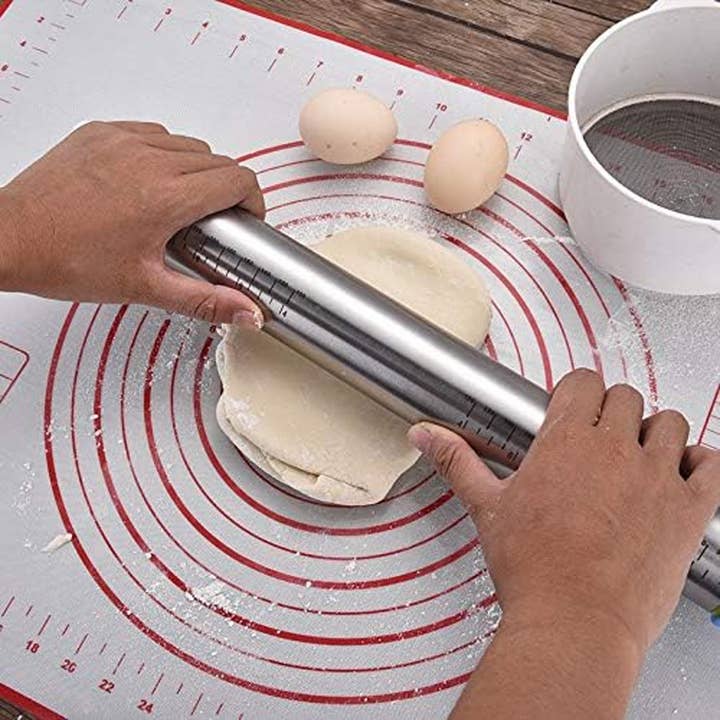 Vigor Path - Wholesale Baking Sheet/Mat - 2 Pack - Non-Stick Silicone Baking Mat - (15.7'x19.7'inch) Pastry Mat with Measurements Perfect for for Pizza, Cake, Fondant, Cookies and Bread Making - Medium