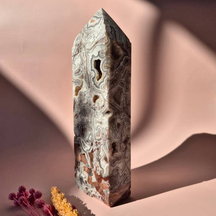 Moonlight Gemstones - Wholesale Spiritual Stone/Crystal - XL Druzy Mexican Agate Tower - Stunning Crystal Display Piece - 19cm 707g