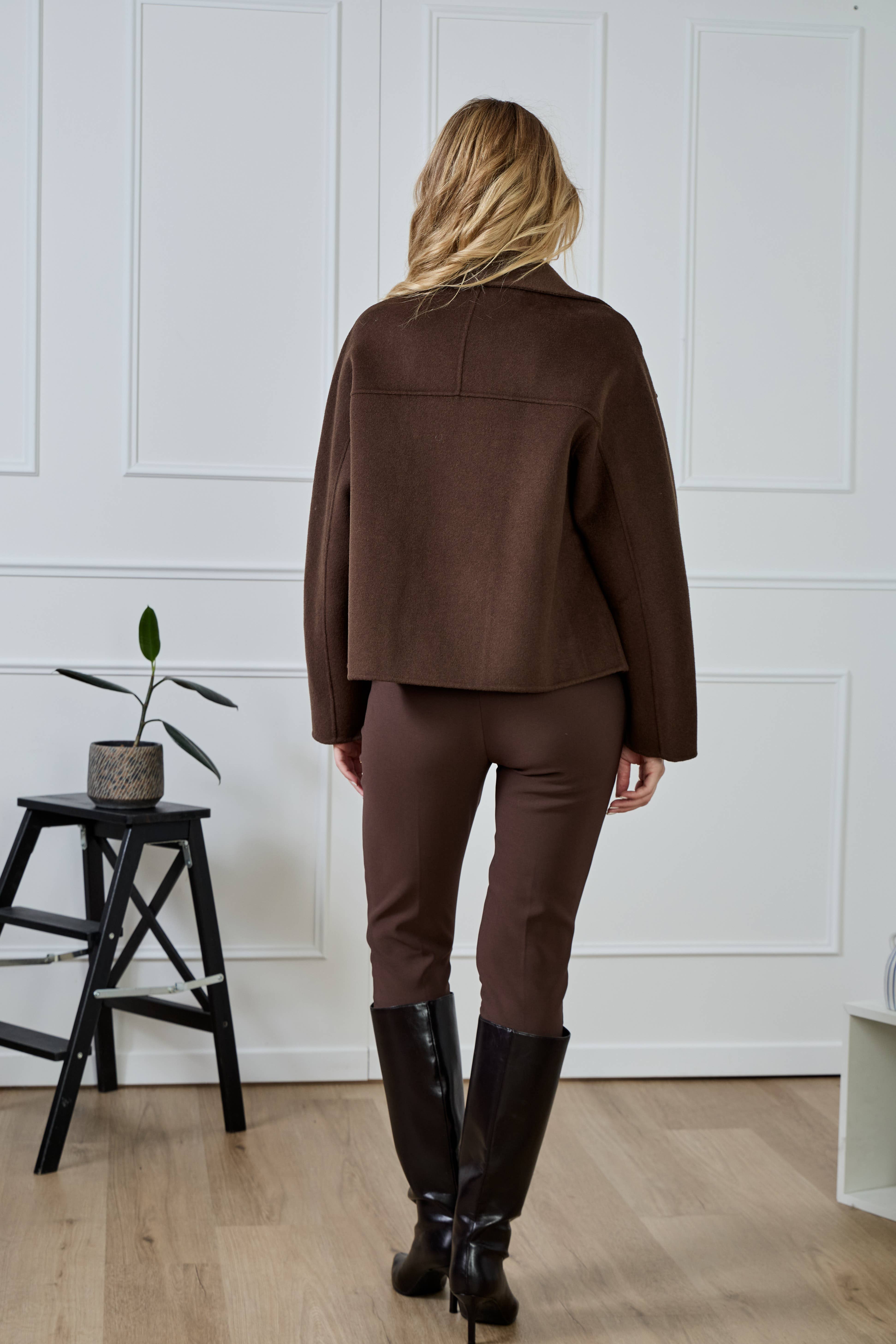 LULUMARY - Wholesale Varsity/Baseball Jacket - Women's - Short coat V3286