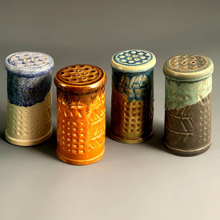 Macone Clay / Spooner Creek - Wholesale Salt & Pepper Shaker Set - S&P - Salt & Pepper Set9