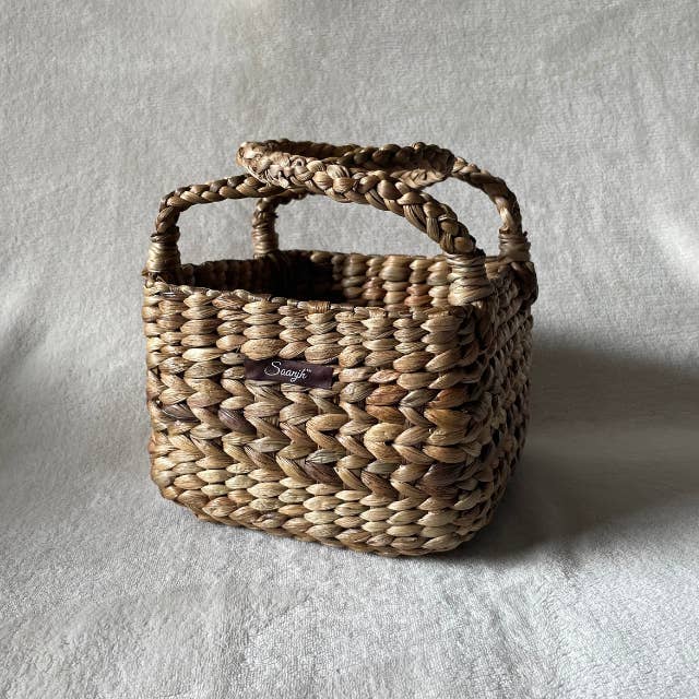Saanjh - Wholesale Basket - Saanjh Shaded Straw Bucket Basket | Gift/Hamper Basket1
