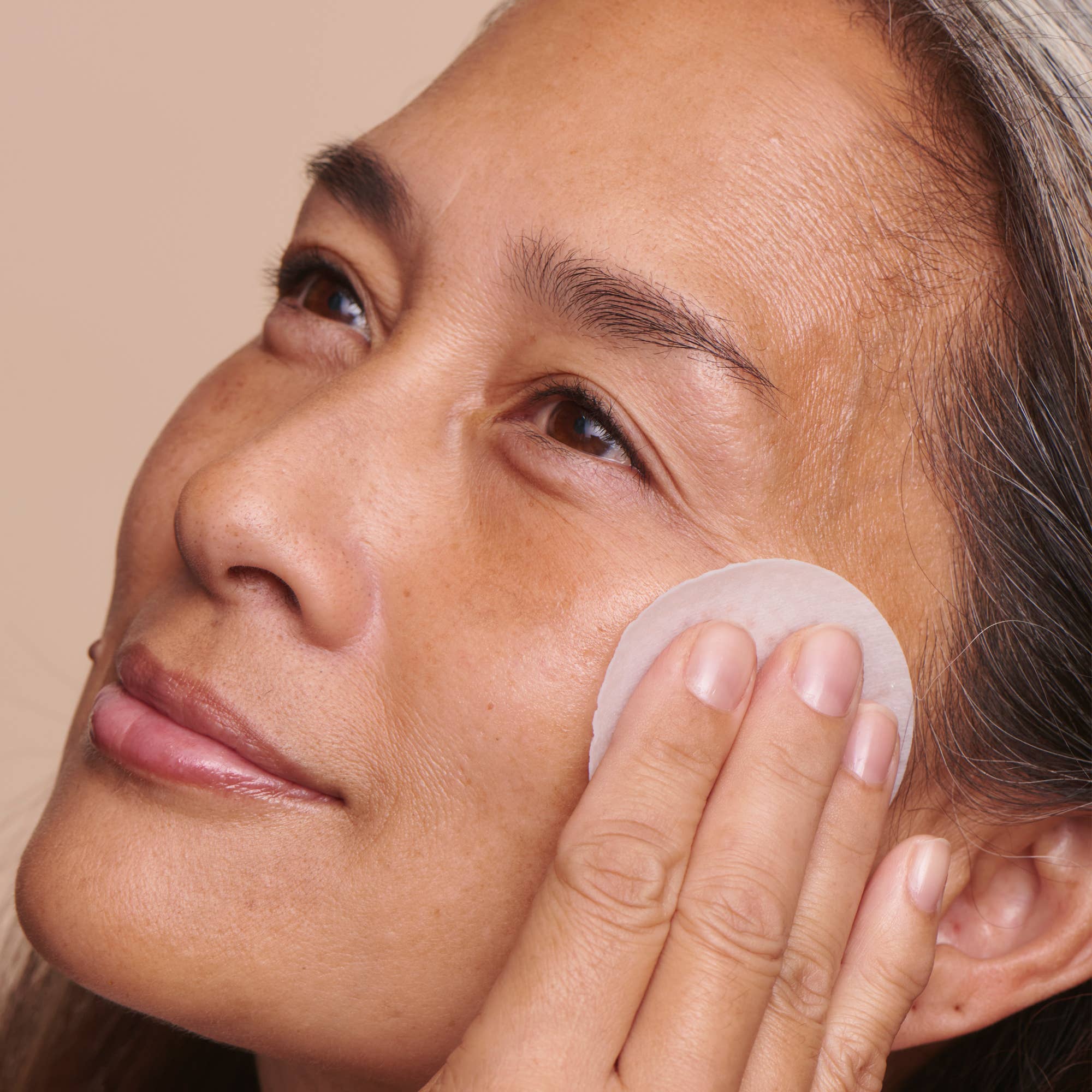 MDV Shop – Peeling facial por atacado – Peter Thomas Roth - Discos de Peeling de Retinol Glicólico Even Smoother2