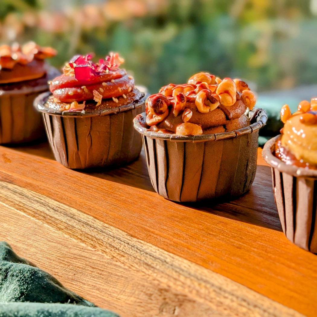 Purecake - Wholesale Chocolate Covered Sweets - Chocolate Marble Cupcake – A Melting and Crunchy Delight 🍫2