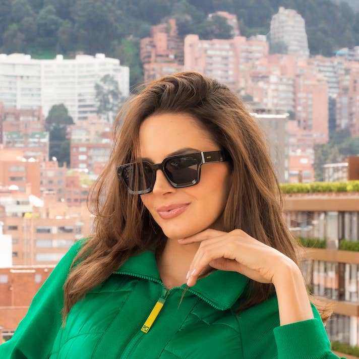 BERRY CARBON 25. Sunglasses for wholesale by Minue Opticians