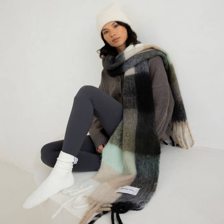 Arctic Fox & Co. - North America - Wholesale Scarf - Women's - The Reykjavik Scarf - 100% Recycled - Black Check0