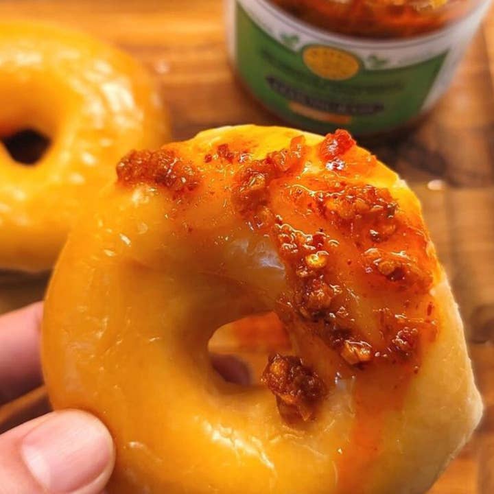 Dr. Dane's Kitchen - Wholesale Pikante saus - Authentieke Vietnamese citroengras-chilisaus "Texas Two-Step" (Sa Te)4