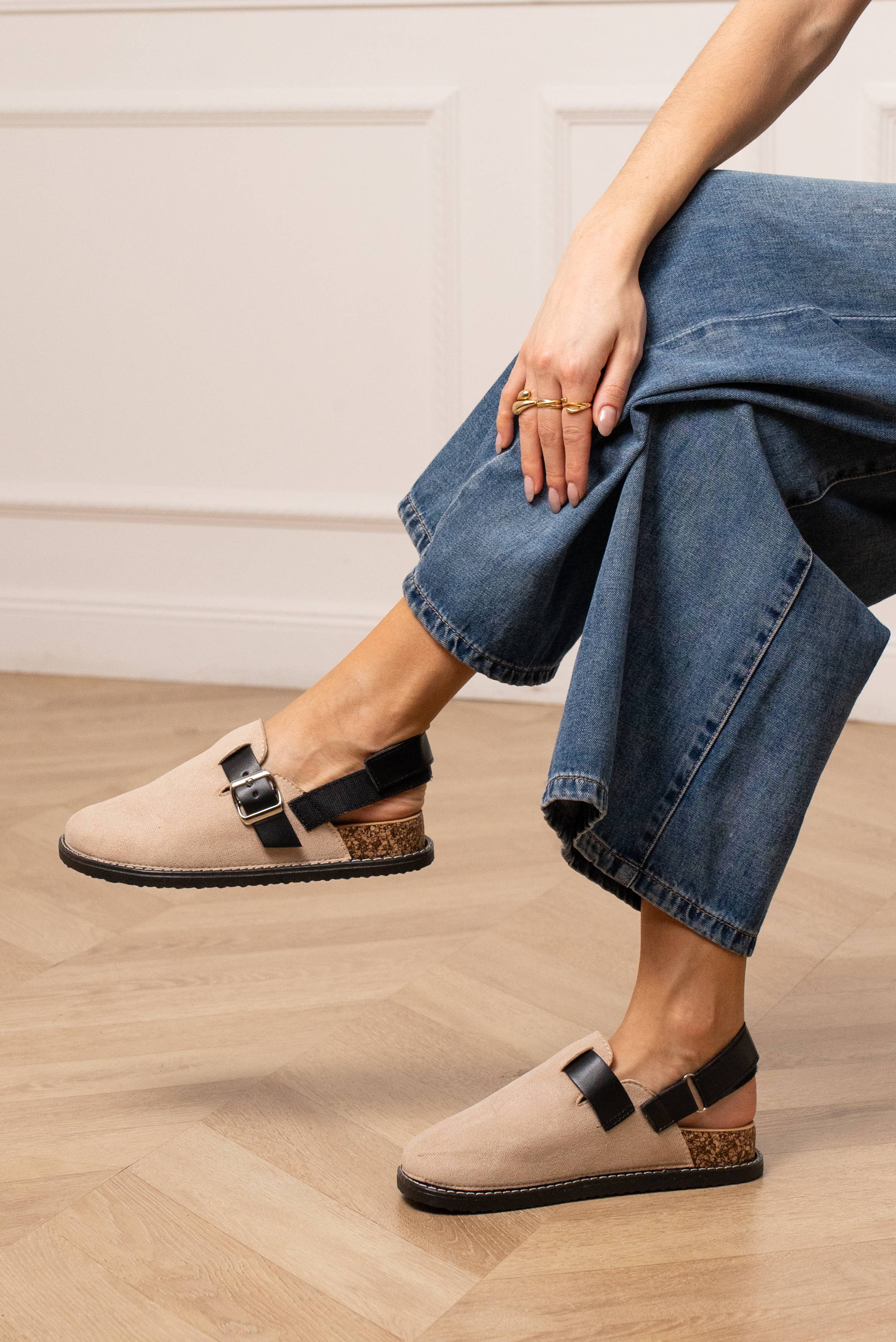 camel Vintage suede clogs 22-366 for wholesale on Faire9