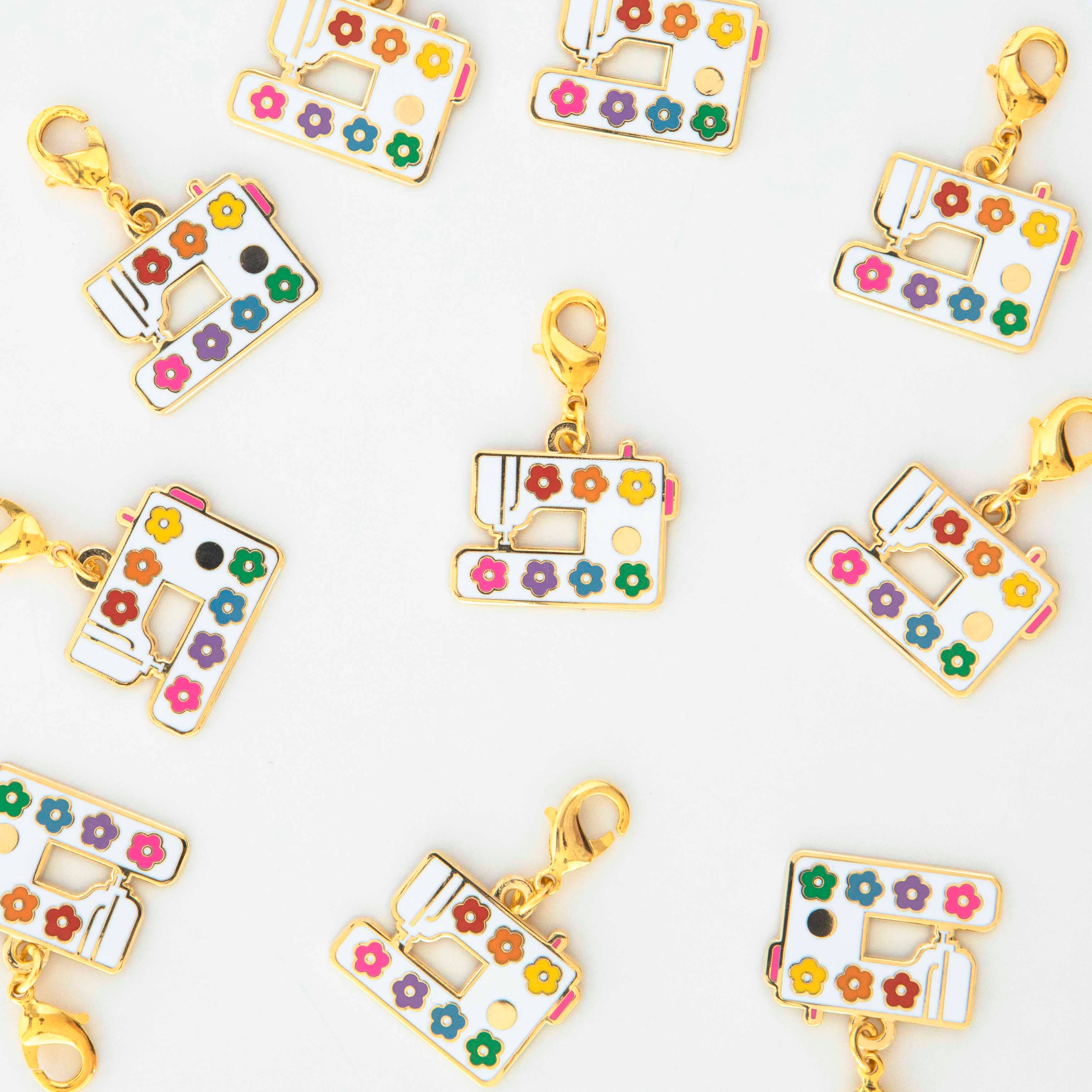 Sarah Hearts - Wholesale Purse/Bag Accessory - Unisex - Sewing Machine Removable Zipper Charm1