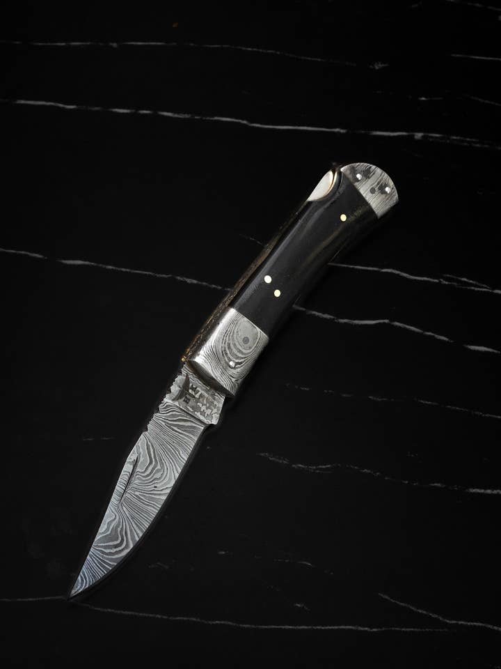 2,5DFPCHRN pour la vente par HomeTown Knives.