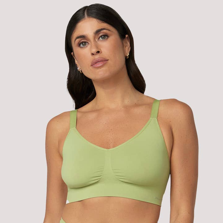 Bella Travel Quick-Dry Ultimate Adjustable Bra and other Purchase Wholesale bramleys. Free Returns & Net 60 Terms on Faire trending on Faire.