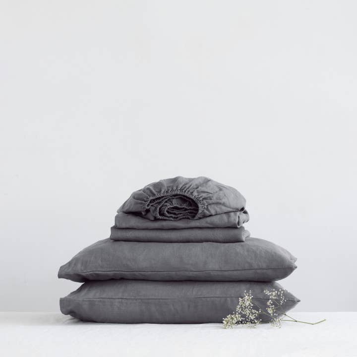 Linen Tales - Wholesale Sheet Set - Dark Grey Linen Sheet Set