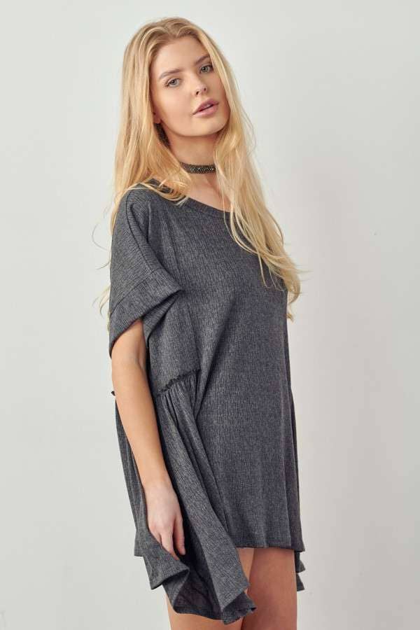 JADE BY JANE – wholesale Tunika - Dam – ÖVERDIMENSIONERAD SHARKBITE BOTTEN TUNIKA PLUS STORLEK8