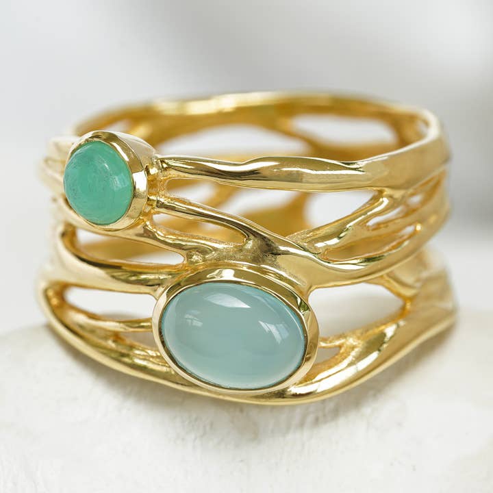 Anillo de declaración de calcedonia aqua y crisoprasa en vermeil de oro para venta al por mayor de Banyan Jewellery