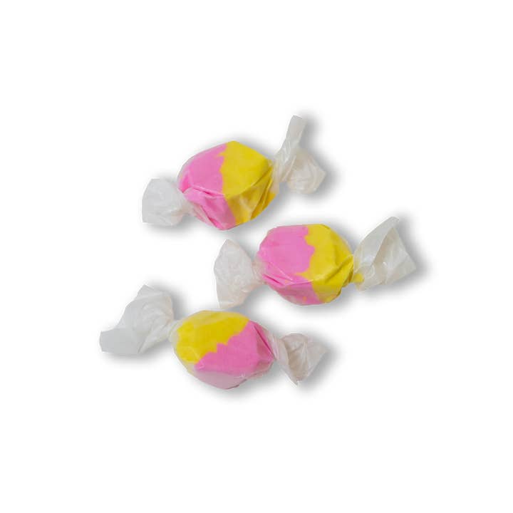 I Got Your Candy – Engroshandel Vafler – Sweet's Salt Water Taffy Jordbærbananpose 3lb - 1ct