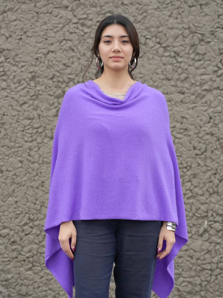 Cashmere Poncho-Lilla for engroshandel hos Dolma