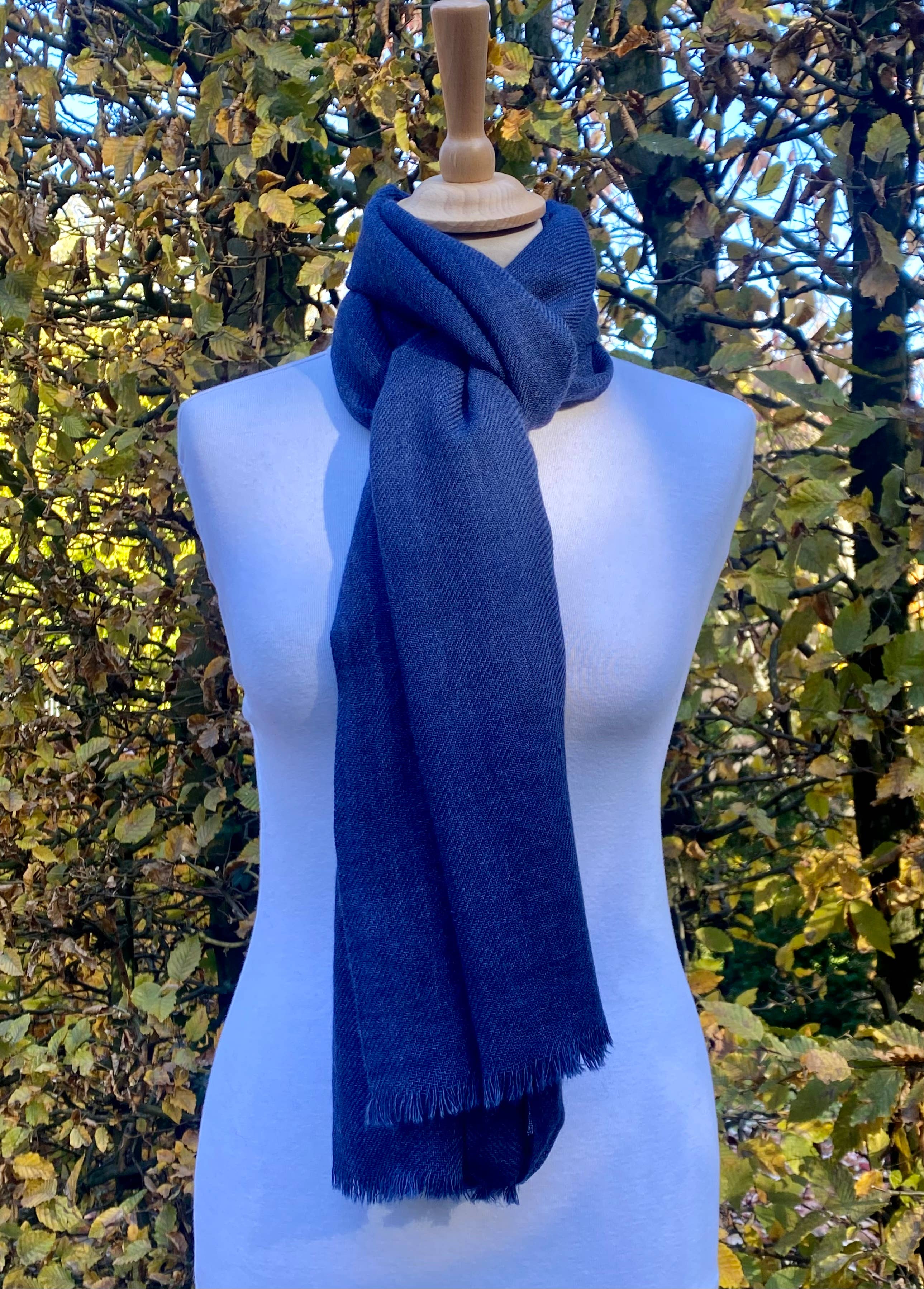 DIWALI PARIS - Wholesale Scarf - Unisex - CHAMBAL SCARF - BLUE - 70% WOOL / 30% NYLON0