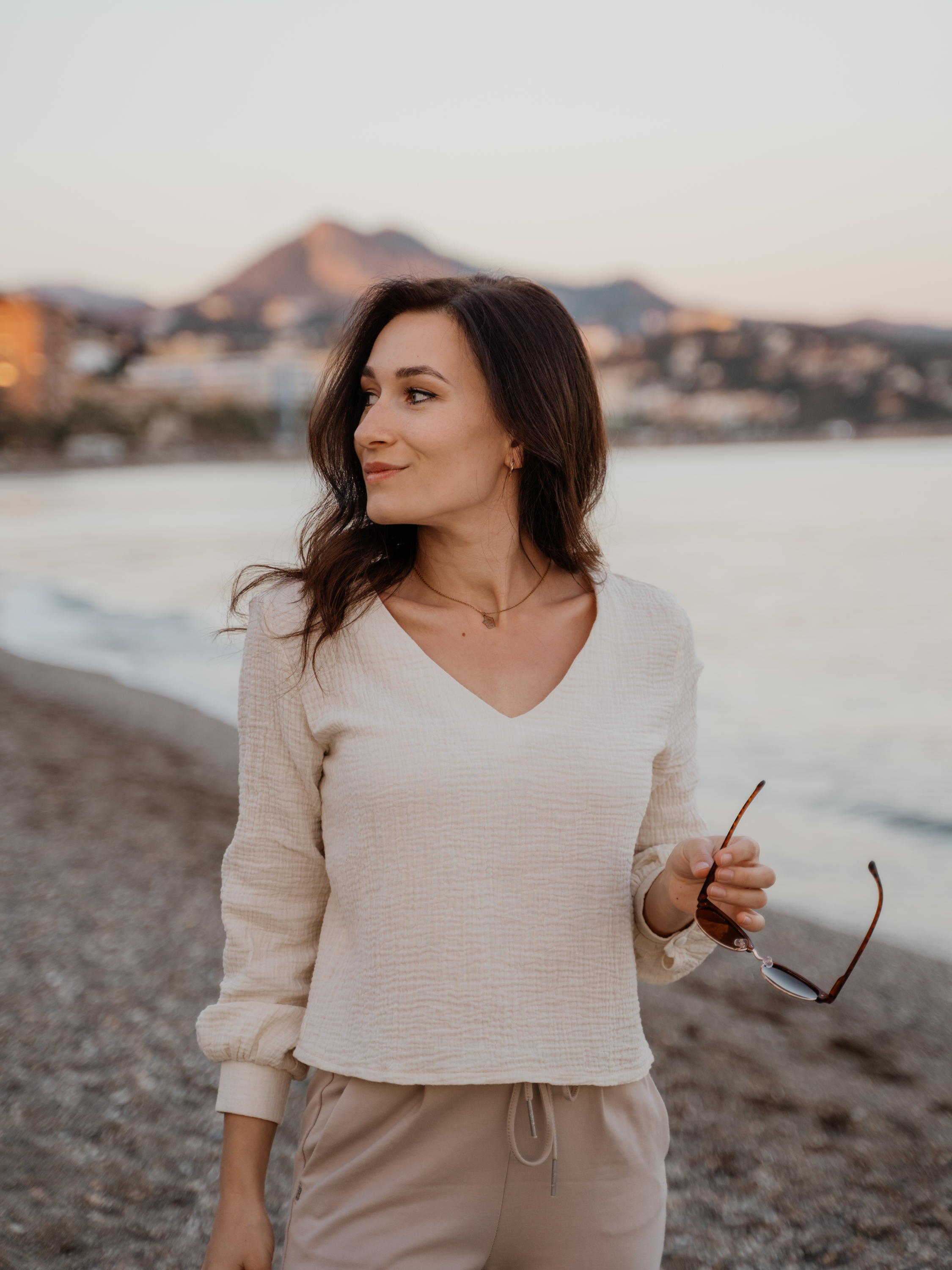 hutch&putch – wholesale Blus - Dam – Musselinblus "Jule" • med ballongärmar11