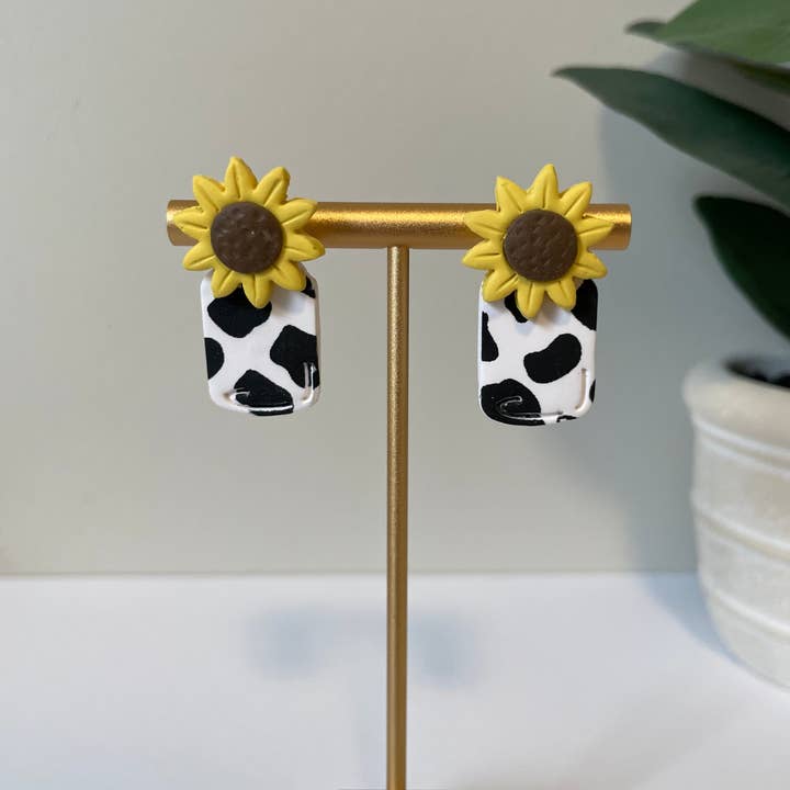 Cozy Clay LLC – wholesale Dangle earrings – Cow print mason jars
