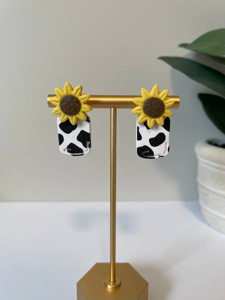 Bocaux Mason à motif de vache pour la vente par Cozy Clay LLC