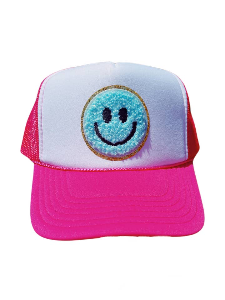 CAMINHONEIRO DE DOIS TONS ROSA E BRANCO COM SMILEY AZUL ☻ por atacado de capsbychloe