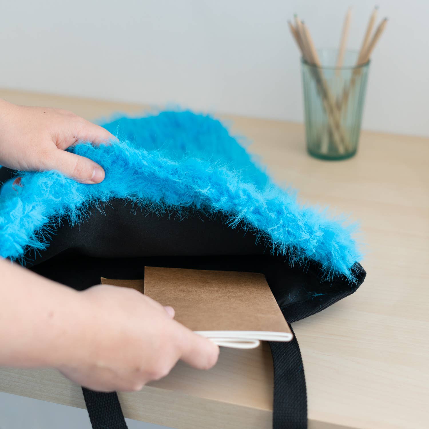 Grupo Erik USA LLC - Wholesale Tote Bag - Women's - SESAME STREET COOKIE MONSTER TOTE BAG2