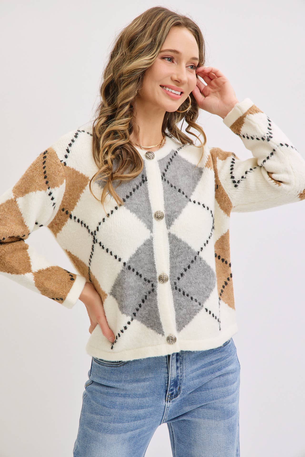 IVORY GREY COZY SOFT ARGYLE PATTERN SWEATER KNIT CARDIGAN for wholesale on Faire1