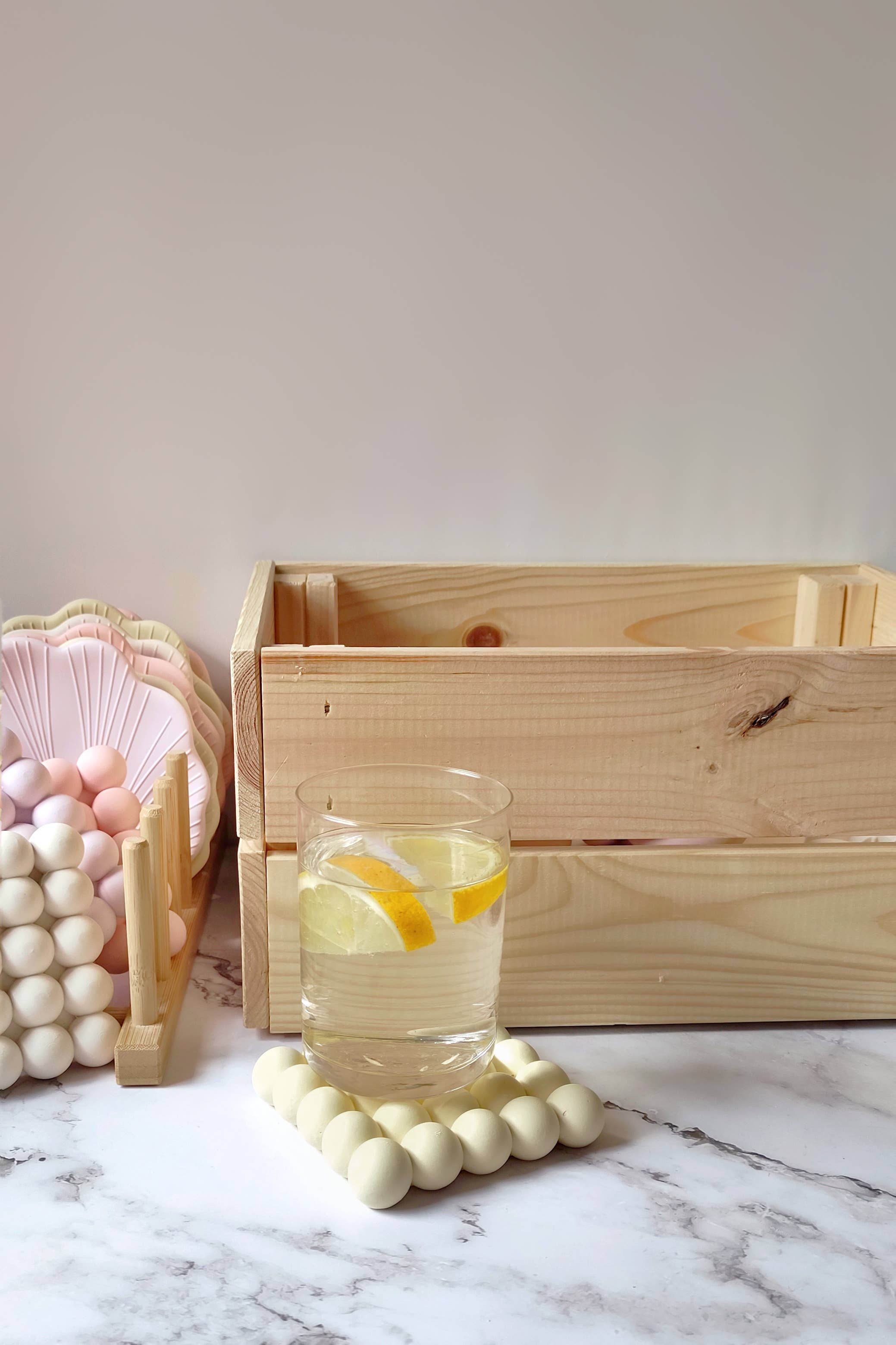 Kndly home - Wholesale Decorative Tray - Bubble Tray. Bubble coasters Pastel colors.2