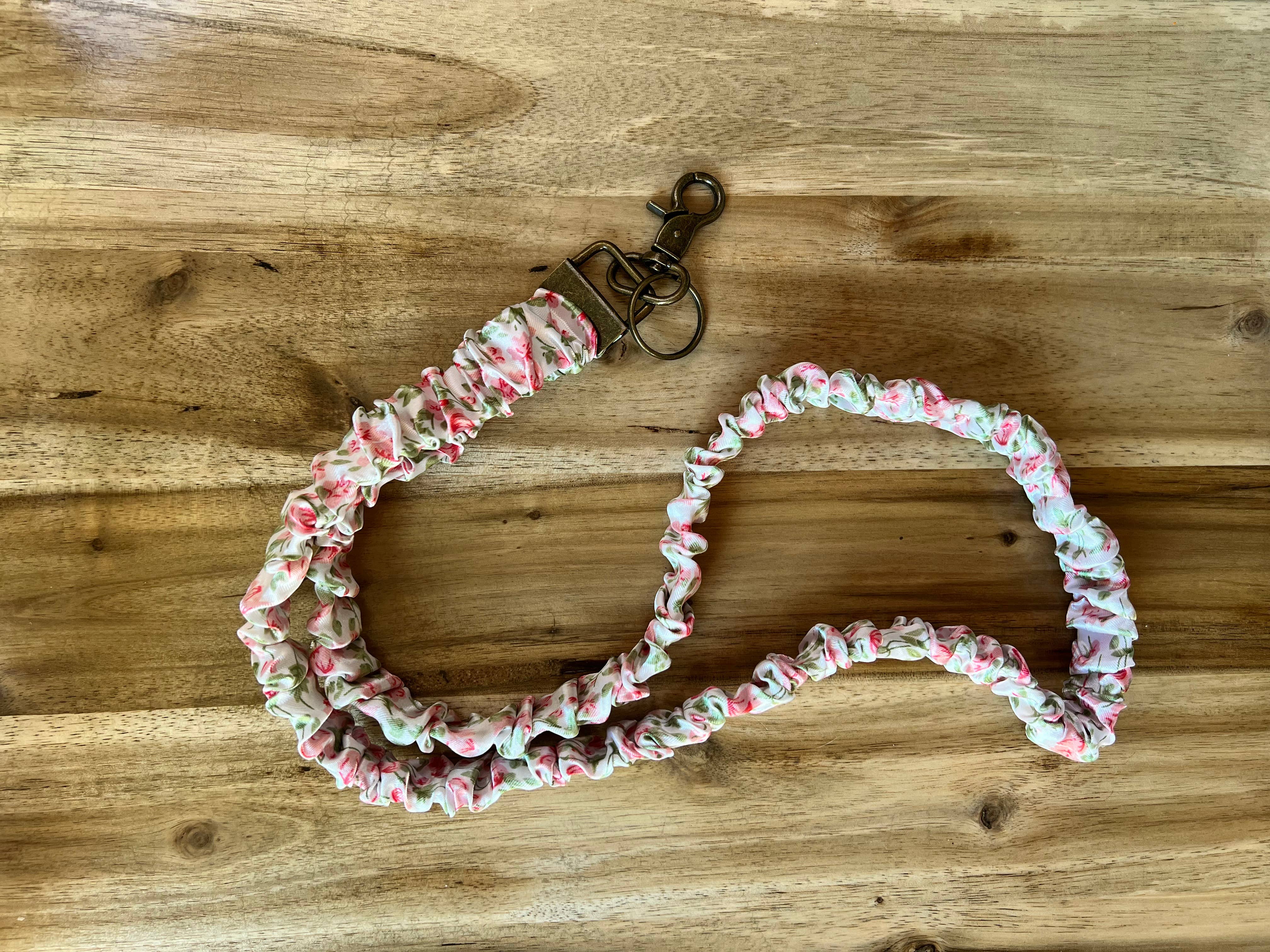 Simply Midwest - Wholesale Lanyard - Women's - Scrunchie Lanyard2