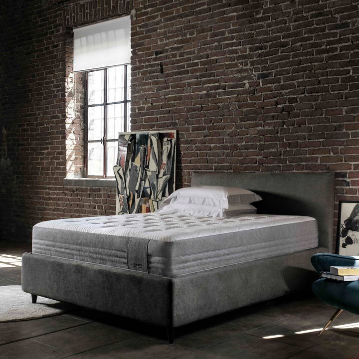 Model T Mattress - NanoWave - Super King UK 180 x 200cm for wholesale by Niorem®: Design Beds & Mattresses from Italy