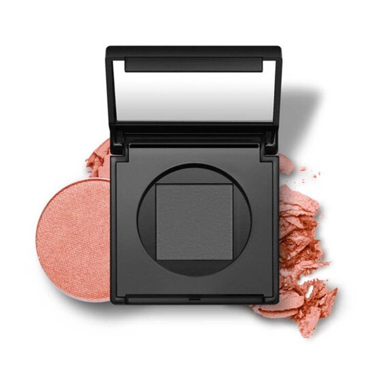 Shadow Pan Magnetic Compact and other Purchase Wholesale empty eyeshadow palettes. Free Returns & Net 60 Terms on Faire trending on Faire.