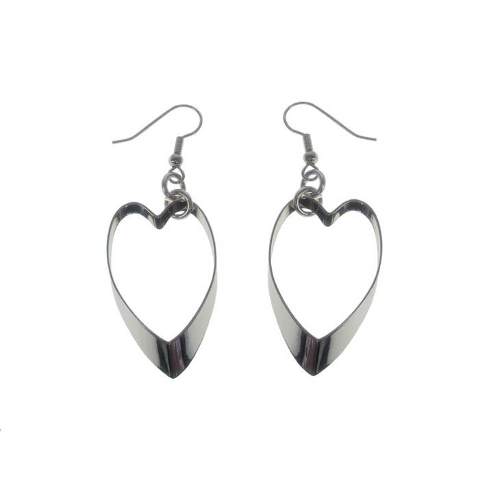 Boucles d'oreilles coeur pour la vente par Erica Zap Designs