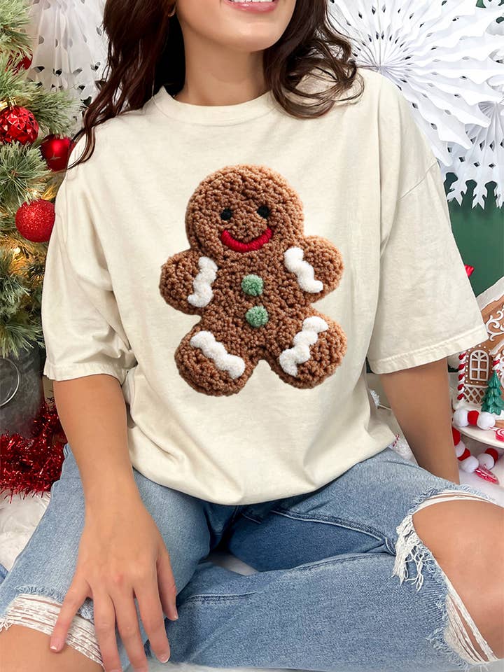 Wholesale Accessory Market - Wholesale Screen Printed T-Shirt - Women's - Faux Yarn Gingerbread Kisses Comfort Colors Adult Ring-Spun Cotton Tee