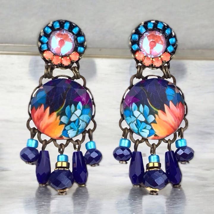 Orecchini piccoli di cristalli LOTO BLU per la vendita all'ingrosso da parte di melizijewelry