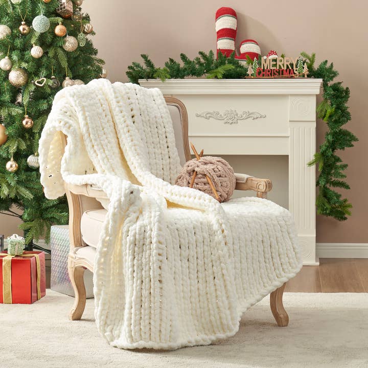 DreamValley - Wholesale Throw Blanket - AH Handmade Chunky Knit Cable Knitted Crochet Blanket5