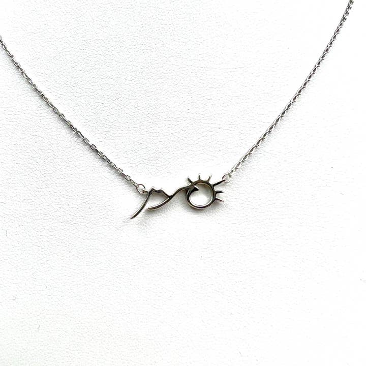 Halskette Mountain, Wave & Sunset aus Sterlingsilber für den Großhandel von Jackie Gallagher Designs - Handmade Coastal Jewelry