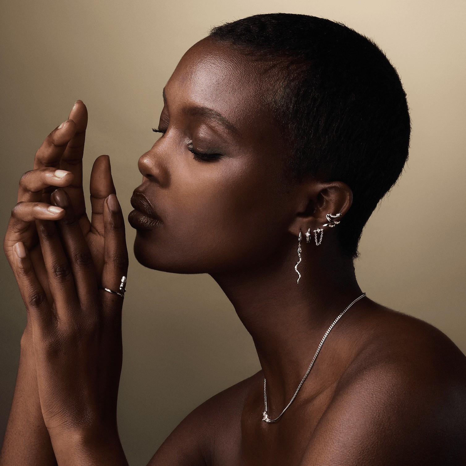 Nébuleuse Bijoux - Vendita all'ingrosso Orecchini singoli - Orecchino bianco Isis7