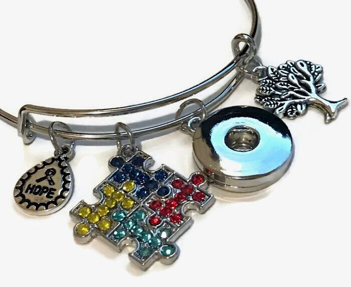 Say It in A Snap Jewelry - Venta al por mayor Pulseras de abalorios/colgantes - Pulsera — Brazalete temática del autismo con base de presión4