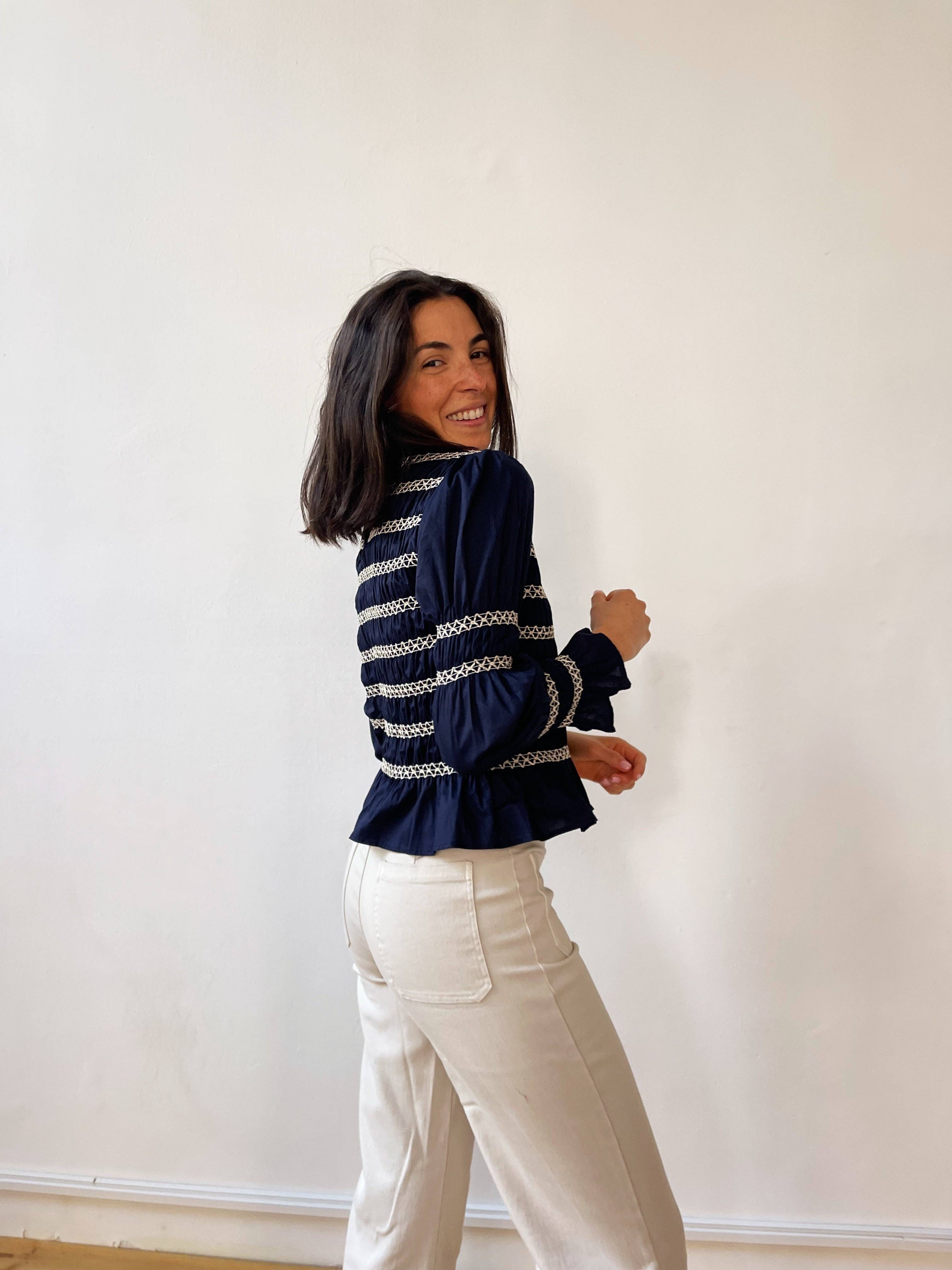 MindTraveler – wholesale Blouse – Women’s – Eloise Marino blouse4