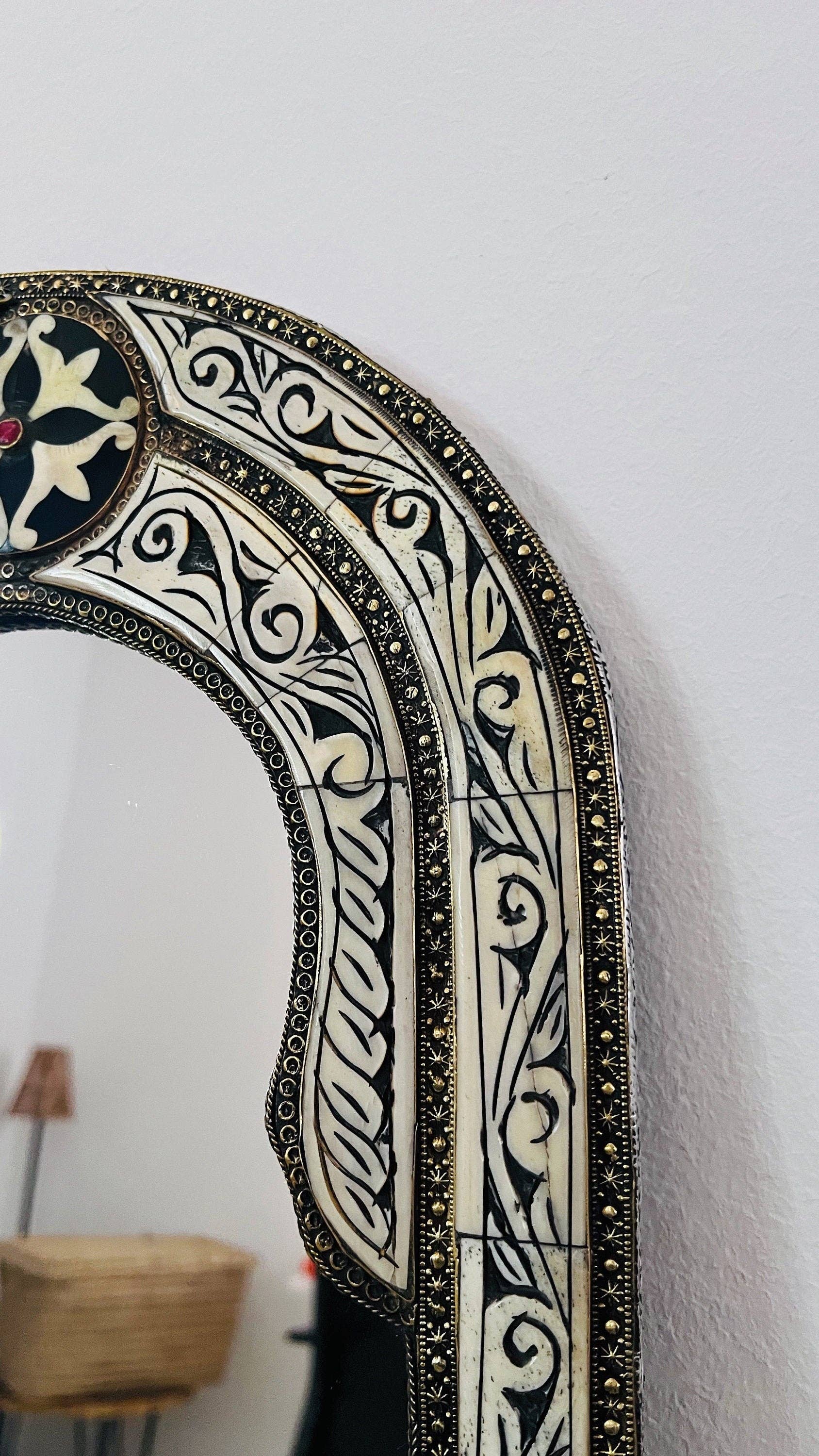 Palmeraies – wholesale Wall mirror – Vintage Moroccan Arch Mirror - Bone Inlay Antique Mirror9