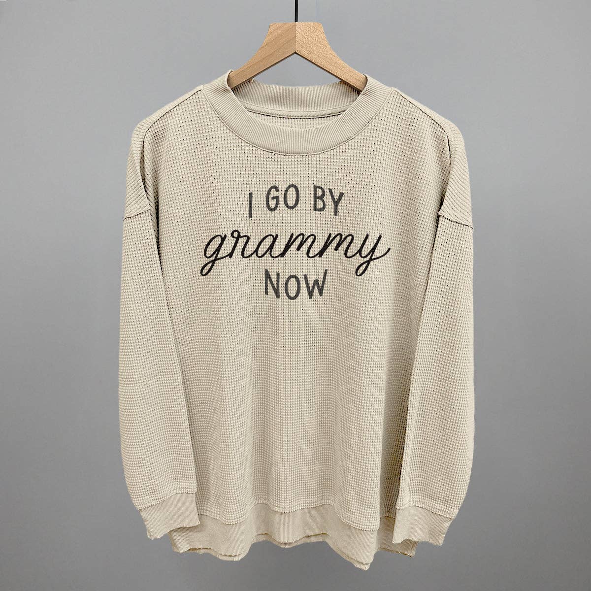 Ivy + Cloth - Vente Sweat-shirt à imprimés – femme - I Go by Grammy Now9