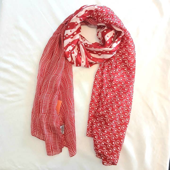 Pañuelo de Seda Pura Círculos y Líneas TS-1120/L para venta al por mayor de Cinnamon Creations