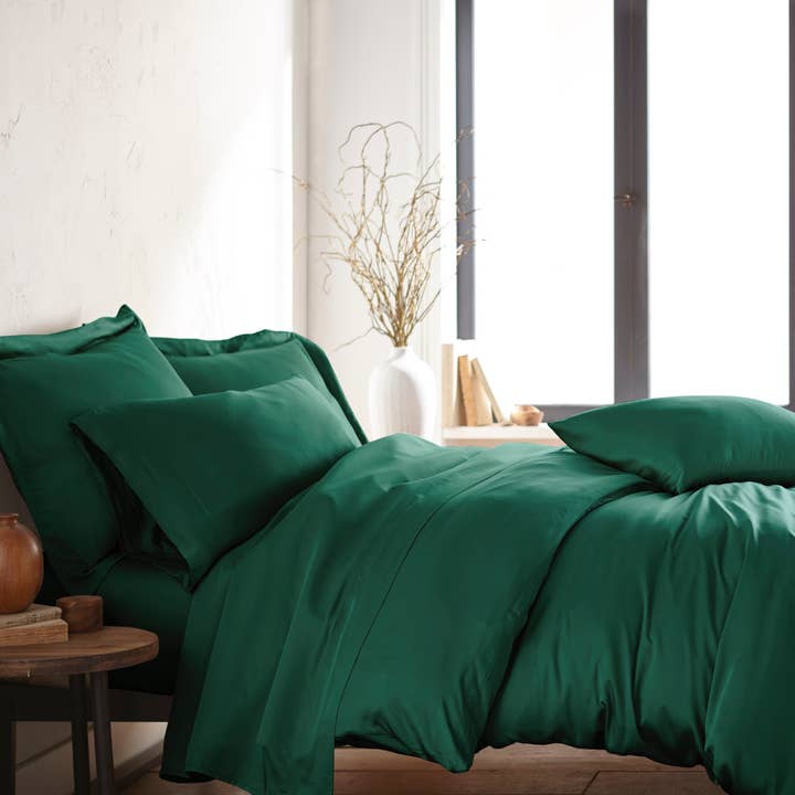 Bamboo Is Better - Wholesale Bedding Set - Signature Bamboo Viscose Duvet Cover Set - EMERALD GREEN