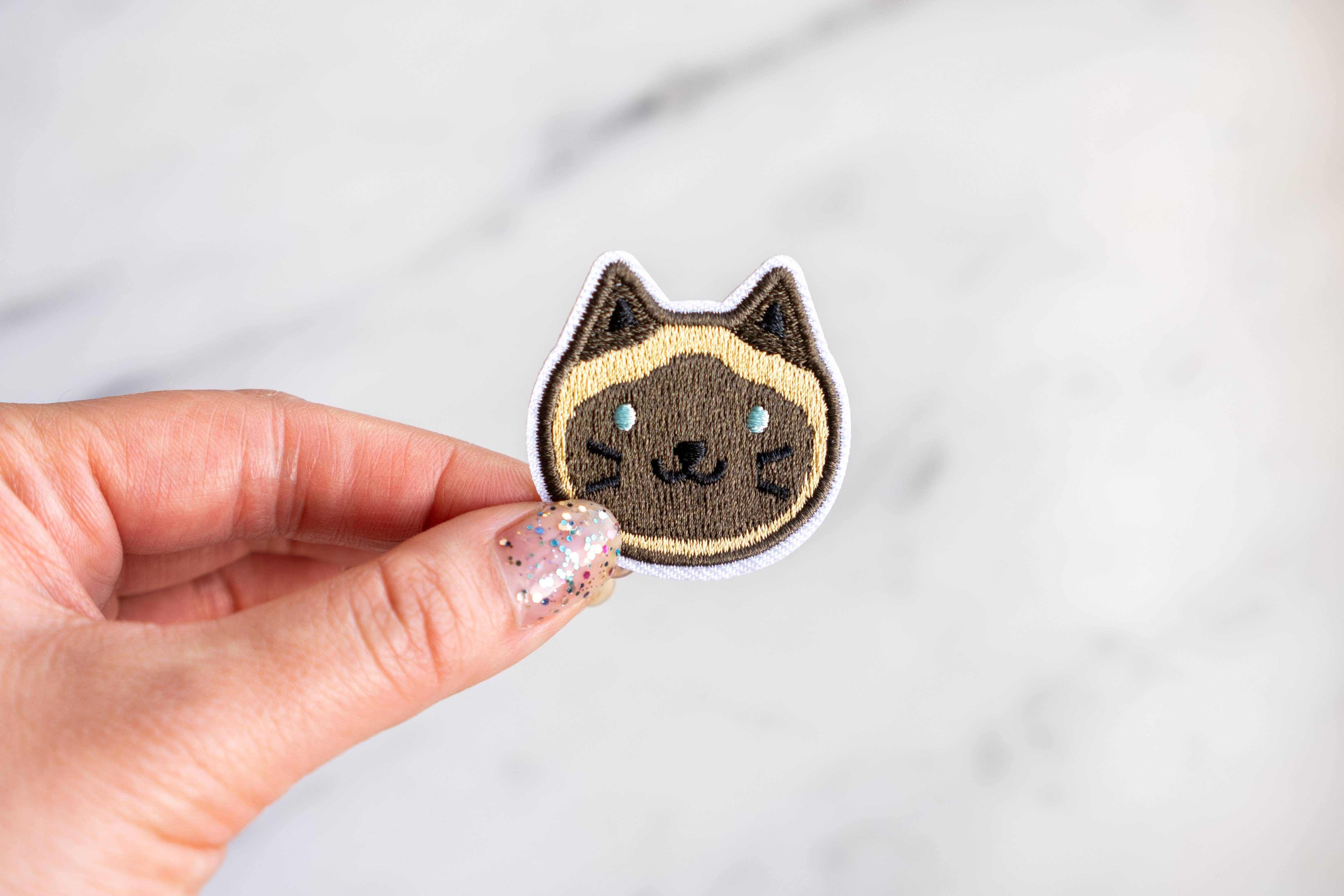 Multi Siamese Kitty Patch for wholesale on Faire1