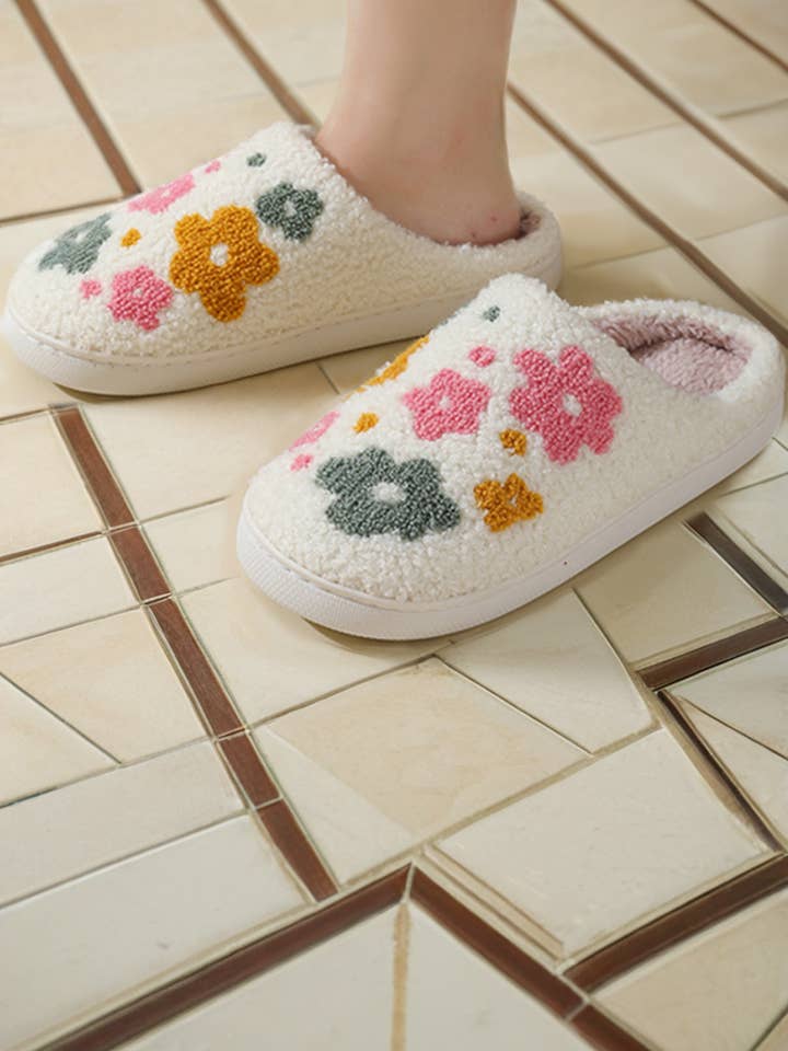 1 the Woman - Wholesale Slippers - Women's - Cute Fruit Cherry Pattern Winter Plush Slippers