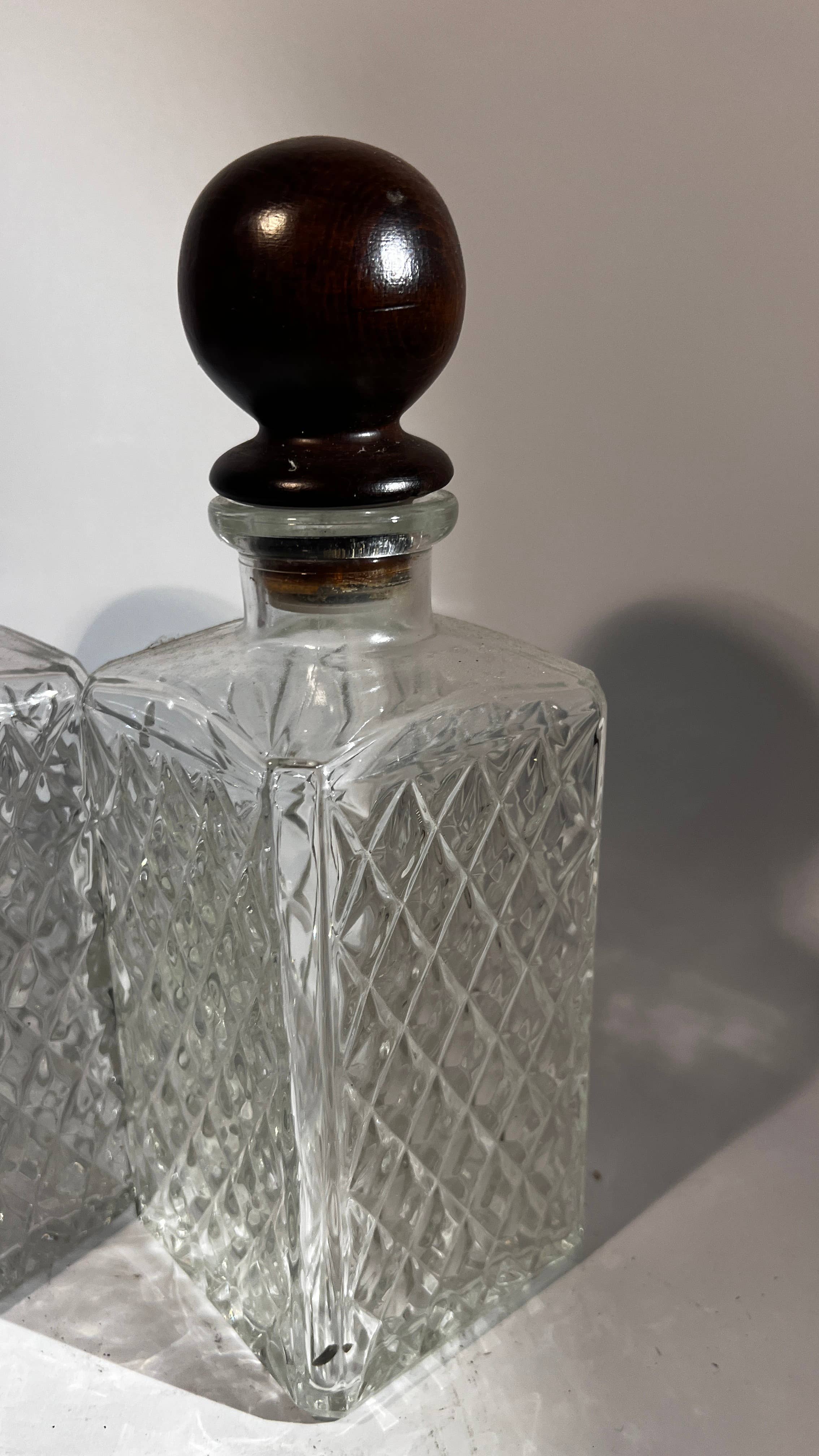 DADA Novecento – Jarra decorativa por atacado – Par de garrafas de cristal boêmio com tampa6