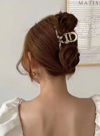 Swoon Beauty - Wholesale Hair Clip - Women's - Ella Acetate and Metal Hair Claw Clip9