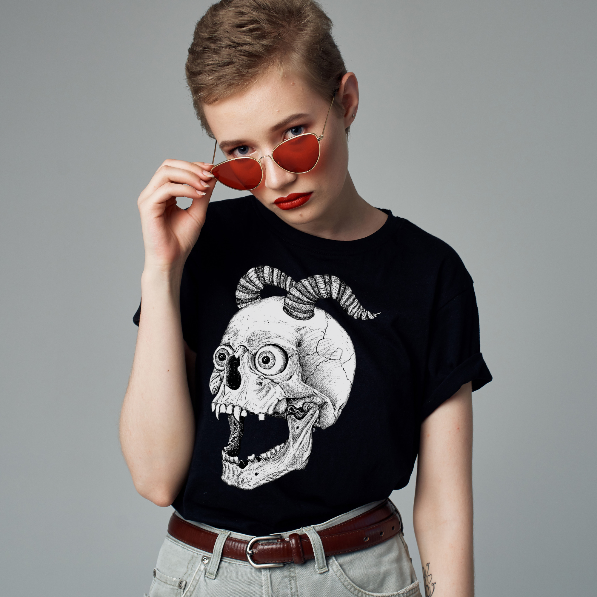 Hannah Kate Makes – wholesale T-shirt (graphic) – unisex – Screaming Skull T-shirt - Black - 100% Cotton - Reg/Fitted1