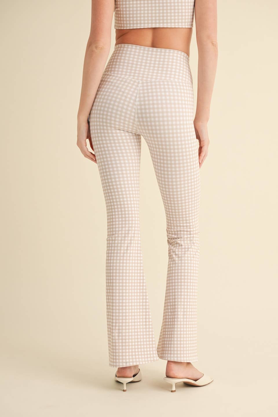 KIMBERLY C – Engroshandel Sports-/loungeleggings – til kvinder – Gingham Print Højtaljede Crossover Flare Leggings8