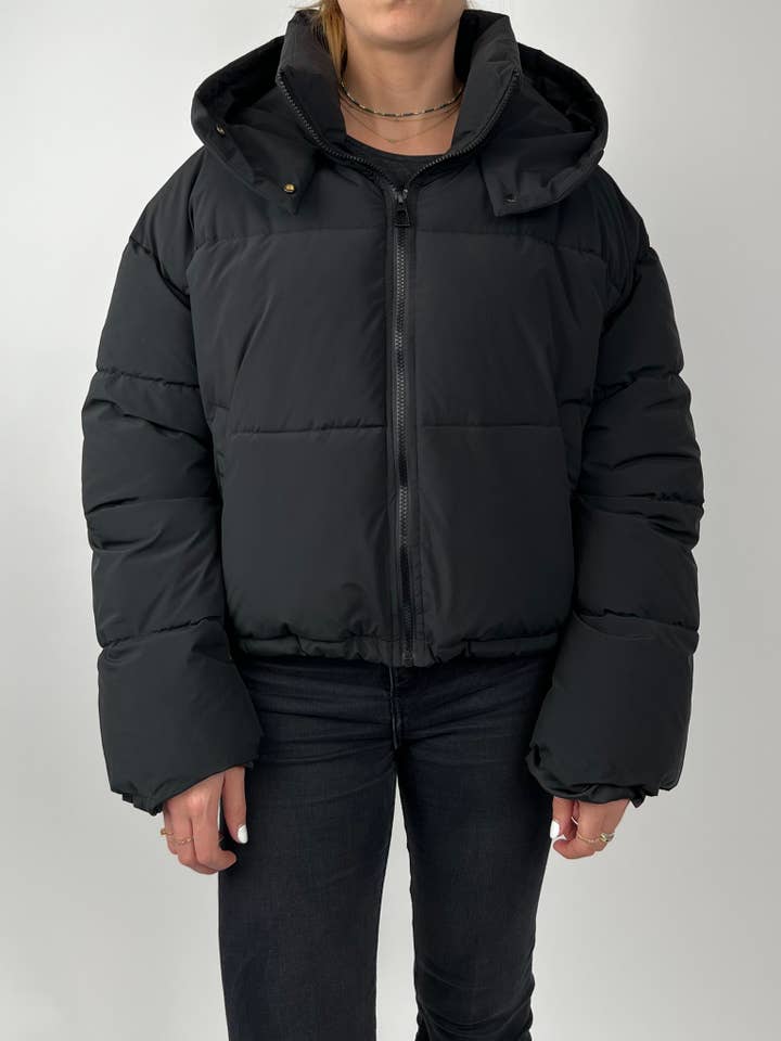 KZELL PARIS - Wholesale Puffer Jacket - Women's - HOODED PUFFER JACKET2