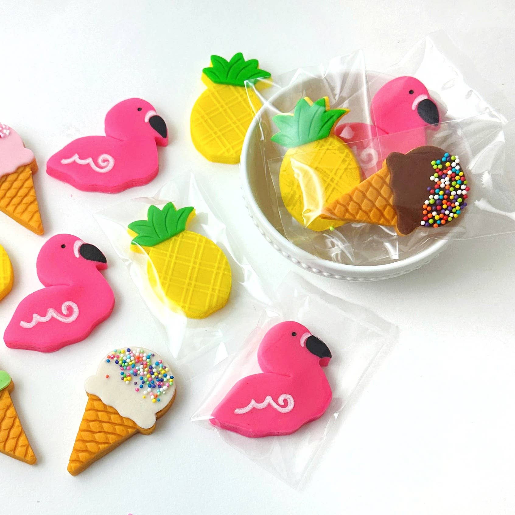 marzipops - Venta al por mayor Dulces con chocolate - Mazapán Gourmet de Verano Piña, Flamenco y Cucurucho de Helado4